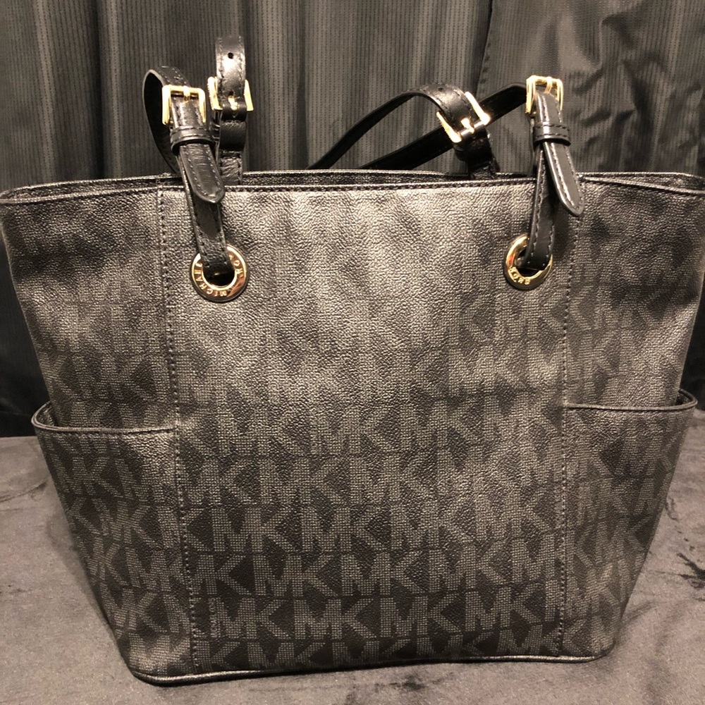 Black Michael Kors tote bag